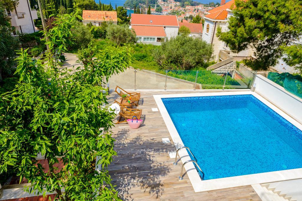 Tandem Apartments With Swimming Pool Cavtat Exteriör bild