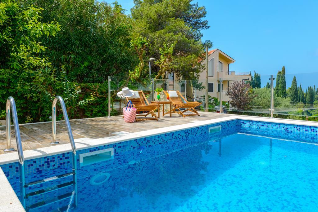 Tandem Apartments With Swimming Pool Cavtat Exteriör bild