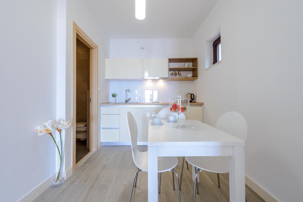 Tandem Apartments With Swimming Pool Cavtat Exteriör bild