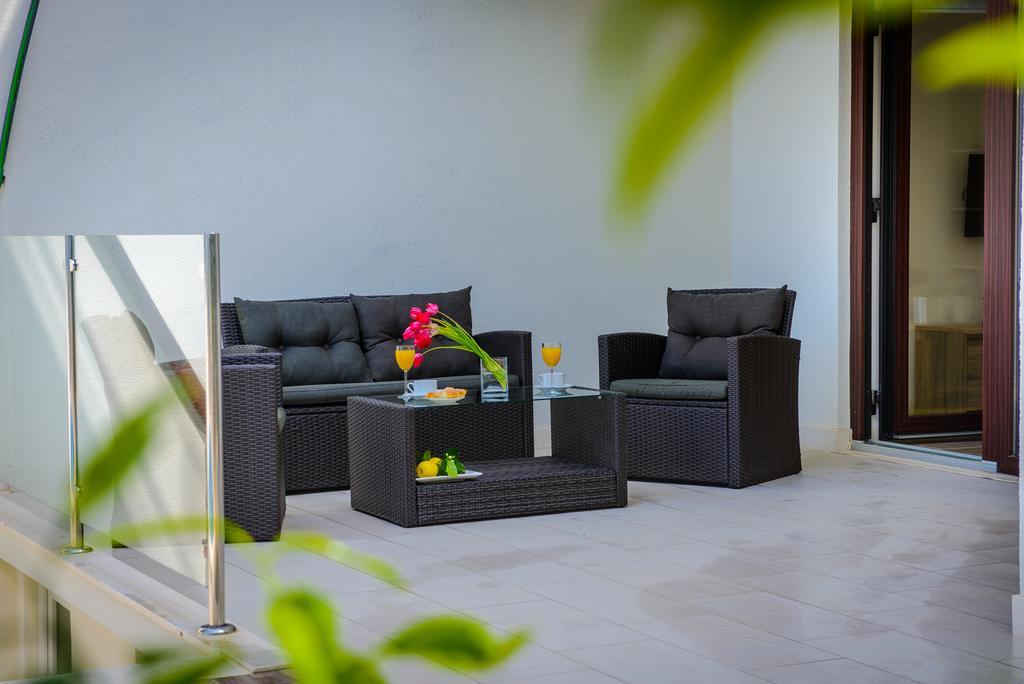 Tandem Apartments With Swimming Pool Cavtat Exteriör bild